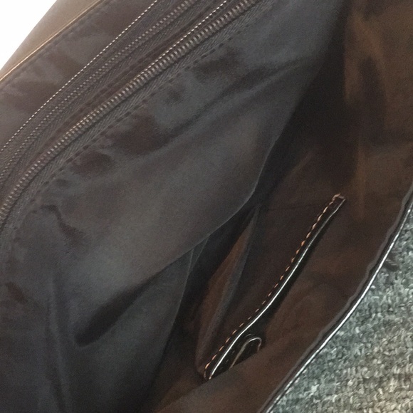 Giani Bernini Black shiny leather Purse Shoulder crossbody NWT - Picture 6 of 6